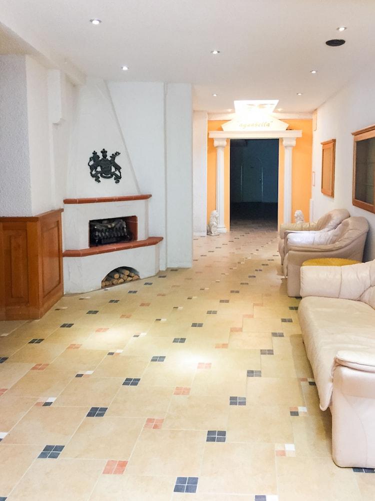 Kraehenbad Hotel Алпирсбах Екстериор снимка