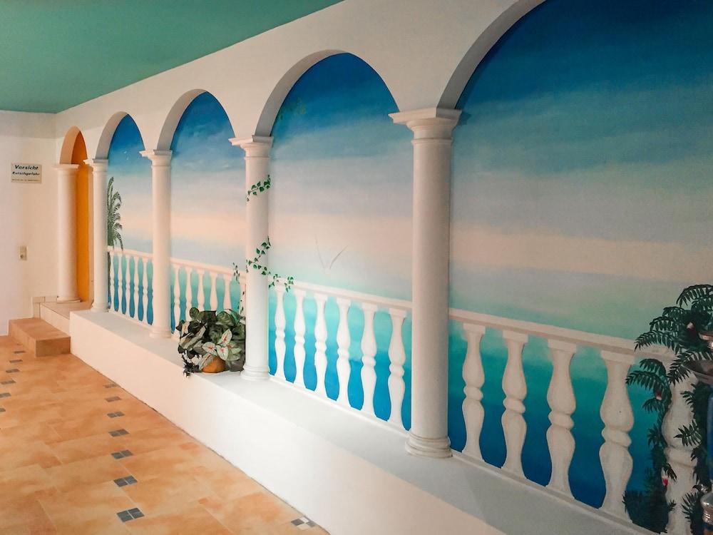 Kraehenbad Hotel Алпирсбах Екстериор снимка