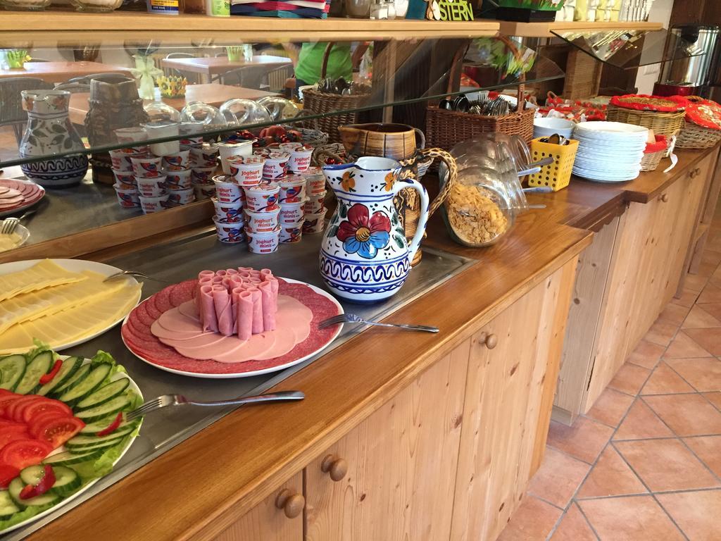 Kraehenbad Hotel Алпирсбах Екстериор снимка